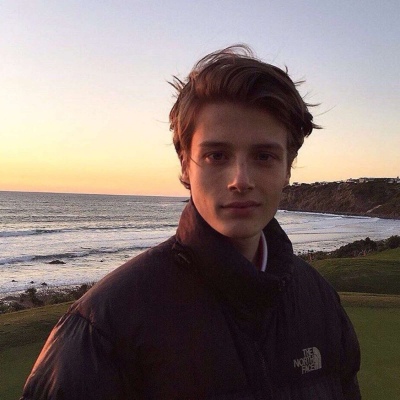 Ѱ��/2019����ŷ����ͷ/��ϲ����˯��