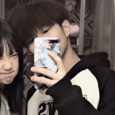 ����:   ������ͷ

�Ӱ��������������а���QQ�š�

����˽��ͷ���?