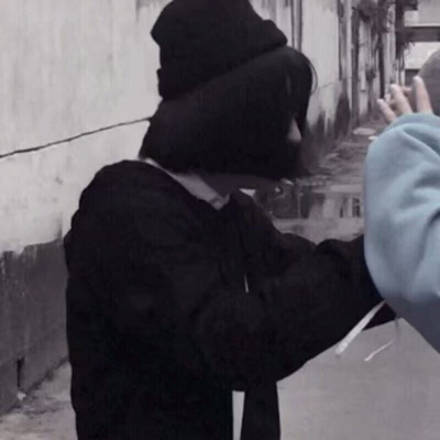 ����:   ������ͷ

�Ӱ��������������а���QQ�š�

����˽��ͷ���?