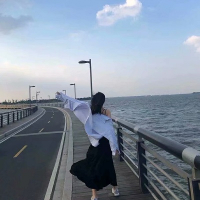 ��ͷ����������һ��������Ϸ  ���ܶ������˱���̫���ڴ���