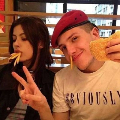 ��ͷ����������һ��������Ϸ  ���ܶ������˱���̫���ڴ���