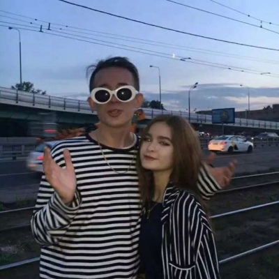 ��ͷ����������һ��������Ϸ  ���ܶ������˱���̫���ڴ���