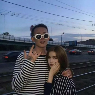 ��ͷ����������һ��������Ϸ  ���ܶ������˱���̫���ڴ���