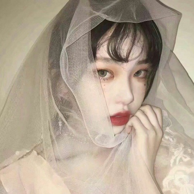 �����壺�����ҵ�һ����������鿴��Ů����