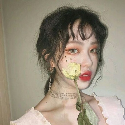 �����壺�����ҵ�һ����������鿴��Ů����