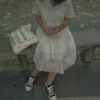 �ǣ�Ů����λ