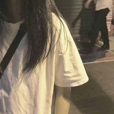 �ǣ�Ů����λ