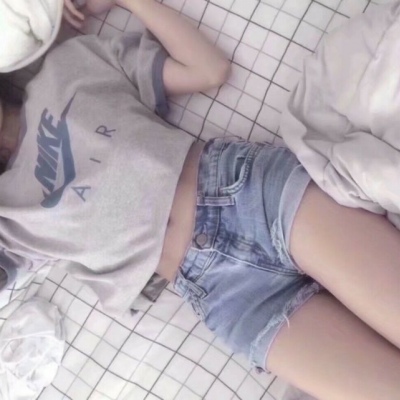 ����Ůͷ/��λ