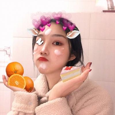 ��һ�������ϱ�����һ�򱶵��� Ů��ͷ��