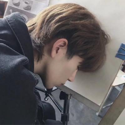 ���˧����������ͷ��