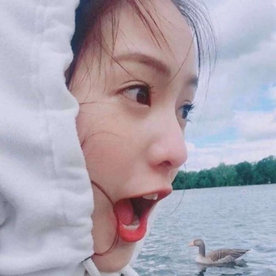 ����Ψ���ʺ���΢�ŵ�Ůͷ ����