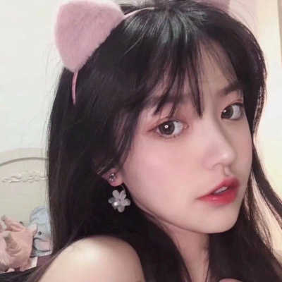 �߹�����Ů��΢��ͷ�� ����