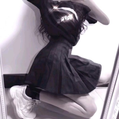 ����/�����Ը�΢��Ůͷ/��Ҫ��Ϊ�к��������������ϲ����.