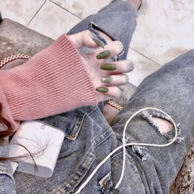 ����/�����Ը�΢��Ůͷ/��Ҫ��Ϊ�к��������������ϲ����.