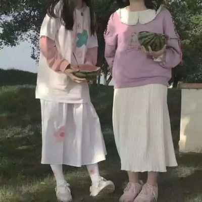 �ÿɰ���ͷ����ϫϫѼ