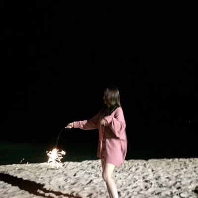 ����Ů�����ͷ��