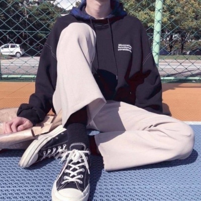 ����������λ��ͷ��