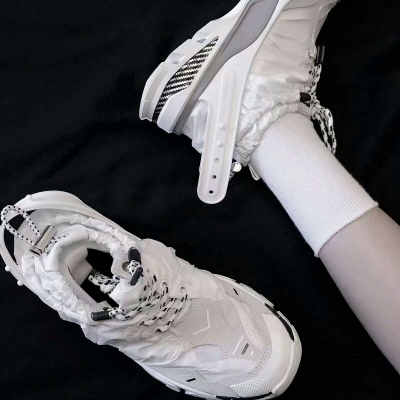 ����/һĭ?����ҹɫ����//�ڰ���ͼ