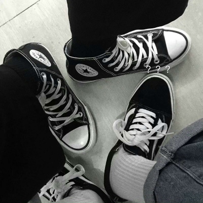 ����/һĭ?����ҹɫ����//�ڰ���ͼ