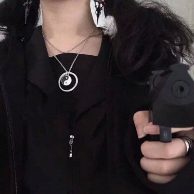 ��λŮ���Ը�ͷ?����