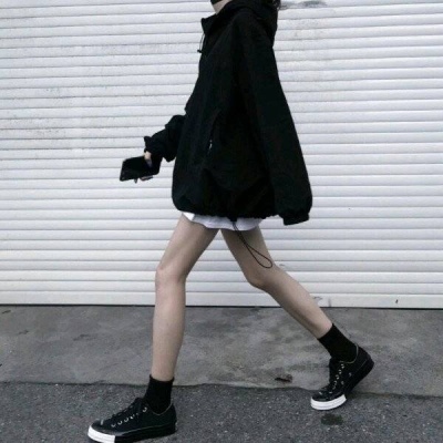 ��λŮ���Ը�ͷ?����