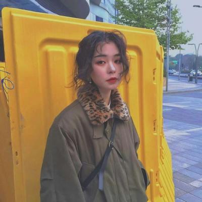 Ů��ͷ�� ���ǻ�