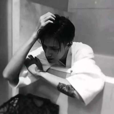 �����ϳ�:������ͷ��/��������/�˺ݻ�����