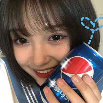 ���/�Խض̷�΢��Ůͷ/ ��������һ̨�Զ����λ����Լ�һ�޿���.��