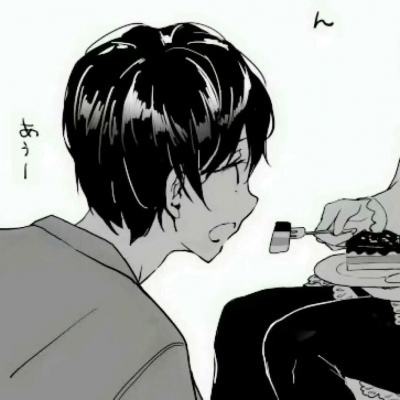 �����κڰ���ͷ