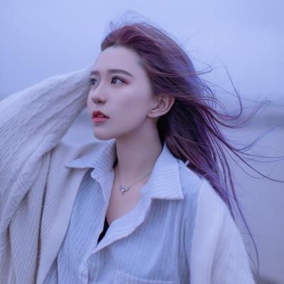 ���� ����С���Ů��ͷ�� С���¸ɾ�