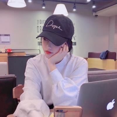 ���� ����С���Ů��ͷ�� С���¸ɾ�