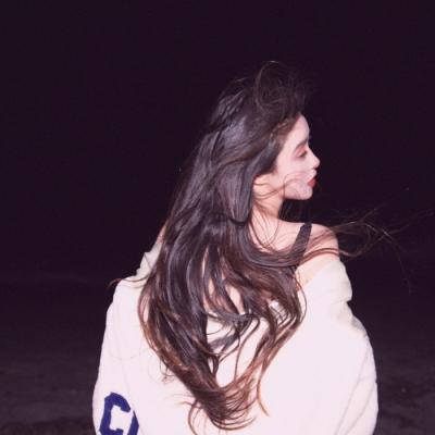 ���� ����С���Ů��ͷ�� С���¸ɾ�