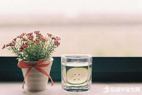 �����е�Ů���ĸ���ǩ��