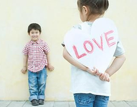 150814234959e46d0de4ac0152349.png 教育女孩早恋的故事