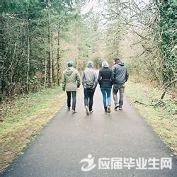 �ֵ��˸еĸ���ǩ��