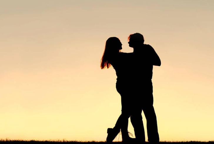 关于爱情的经典个性签名 关于爱情的经典个性签名