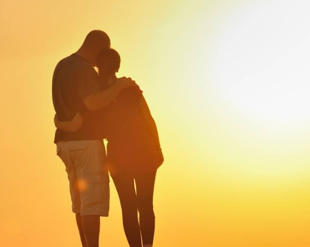 关于爱情的经典个性签名 关于爱情的经典个性签名