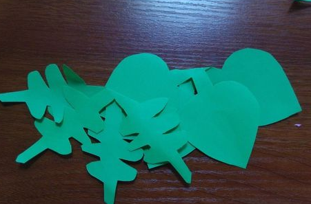 ���ڼ�ֽ��Ҷͼ������