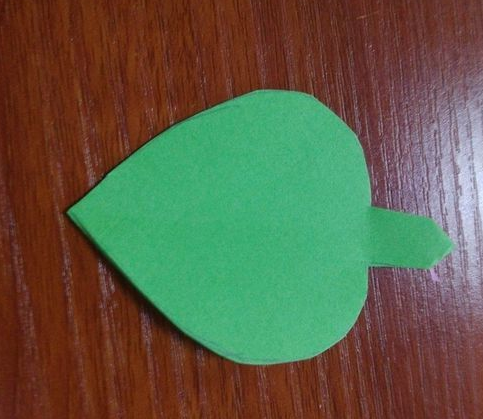 ���ڼ�ֽ��Ҷͼ������