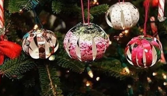 用卡纸制作南瓜灯笼的方法