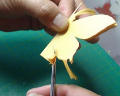 儿童蝴蝶的剪纸教程