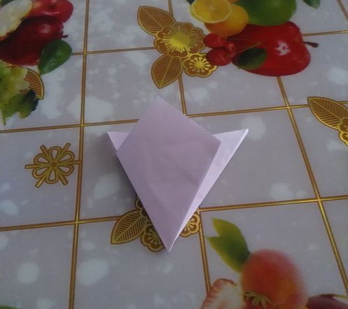 �򵥵���Գ�ͼ�μ�ֽ