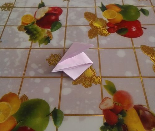 �򵥵���Գ�ͼ�μ�ֽ