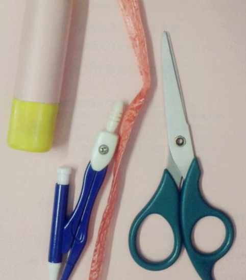 儿童花球灯笼制作方法