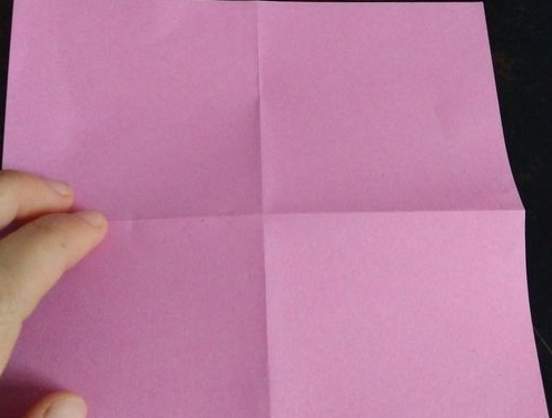 有关春字剪纸步骤