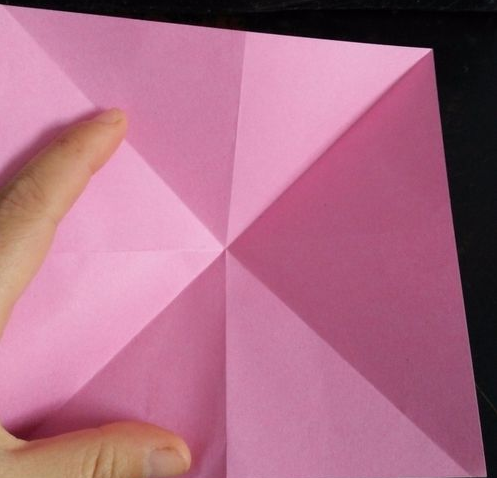 有关春字剪纸步骤