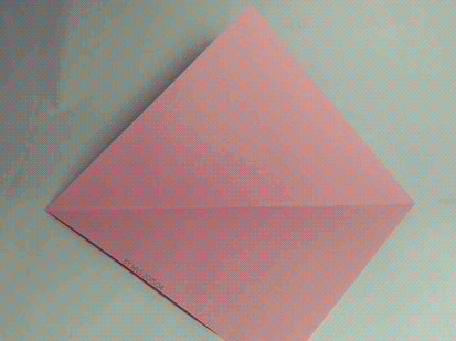 �ÿ��ĶԳ�ͼ�μ�ֽ