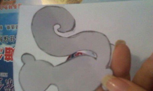 松鼠剪纸图案步骤