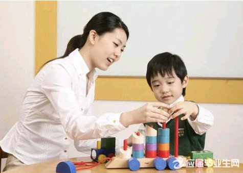 小班剪纸活动教案