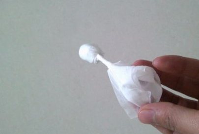 用餐巾纸折玫瑰花图解